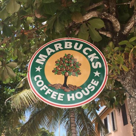 Marbucks Bed & Breakfast San Pedro  Dış mekan fotoğraf